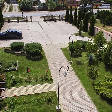 Pensiunea Roua Guest house 3*